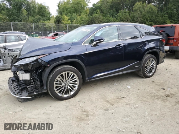 2022 Lexus RX with VIN JTJJGKFA7N2029399, listed as a Copart auction lot 70560884 with 13,672 mi miles and Salvage Title. Bid and sale history available at carsss.com. Image 1.