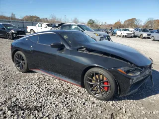 2024 Nissan Z Performance z VIN JN1BZ4BH5RM360429, wystawiony jako Copart lot #84402324 z przebiegiem 10 263 mil mil oraz Szkoda całkowita • Salvage title. Historia ofert i sprzedaży dostępna na DreamBid. Obrazek 4.