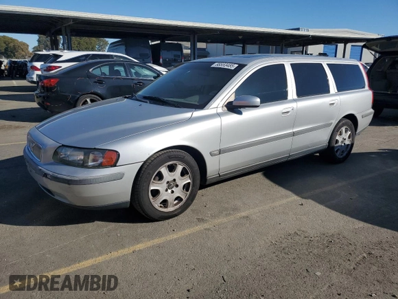 2004 Volvo V70 with VIN YV1SW59V142358585, listed as a Copart auction lot 88553485 with 215,670 mi miles and Salvage title. Bid and sale history available at DreamBid. Image 1.