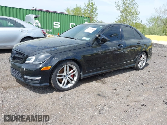 2013 Mercedes-Benz C 300 Sport with VIN WDDGF8AB1DA821545, listed as a IAAI auction lot 42116822 with 122,443 mi miles and . Bid and sale history available at carsss.com. Image 18.