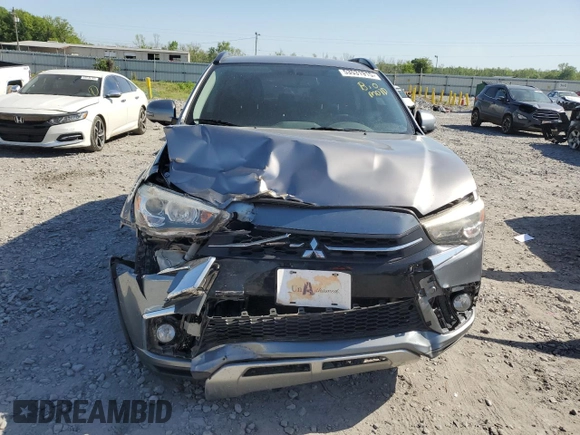 2018 Mitsubishi Outlander SEL z VIN JA4AP4AW1JU001625, wystawiony jako Copart lot #53531915 z przebiegiem 227 043 mil mil oraz Szkoda całkowita • Salvage title. Historia ofert i sprzedaży dostępna na DreamBid. Obrazek 5.