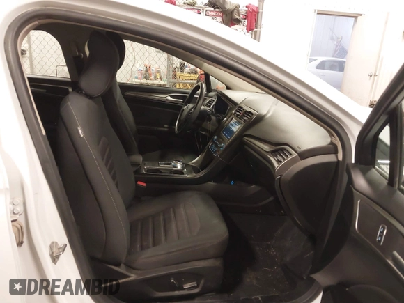 2019 Ford Fusion SE with VIN 3FA6P0H78KR210183, listed as a IAAI auction lot 41489110 with 139,615 mi miles. Bid and sale history available at carsss.com. Image 5.