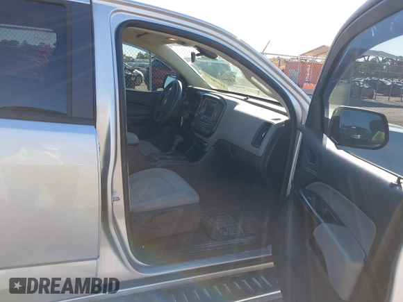 2020 Chevrolet Colorado 4WD Work Truck z VIN 1GCGTBENXL1205894, wystawiony jako IAAI lot #41058177 z przebiegiem 61 374 mil mil oraz . Historia ofert i sprzedaży dostępna na DreamBid. Obrazek 5.