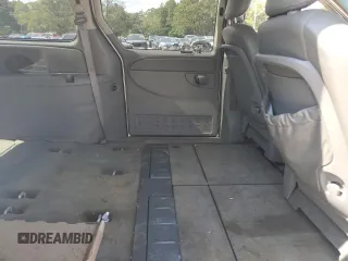 2005 Dodge Caravan SXT with VIN 2D4GP44L85R456124, listed as a Copart auction lot 59892535 with 105,301 mi miles and Salvage title. Bid and sale history available at DreamBid. Image 11.