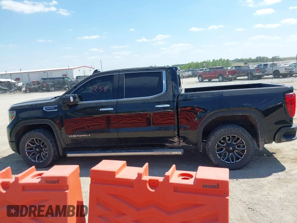2021 GMC Sierra 1500 Denali с VIN 3GTU9FEL2MG103368, выставлен на аукционе IAAI как лот 42242258 с пробегом 73 460 миль миль и . История ставок и продаж доступна на DreamBid. Изображение 14.