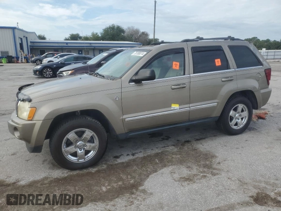 2005 Jeep Grand Cherokee Limited with VIN 1J8HR58215C671851, listed as a Copart auction lot 70700074 with 108,304 mi miles and Salvage Title. Bid and sale history available at carsss.com. Image 1.