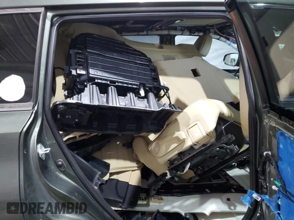 2019 Toyota Highlander SE with VIN 5TDJZRFH6KS937687, listed as a Copart auction lot 51037325 with 50,113 mi miles and Salvage title. Bid and sale history available at DreamBid. Image 11.