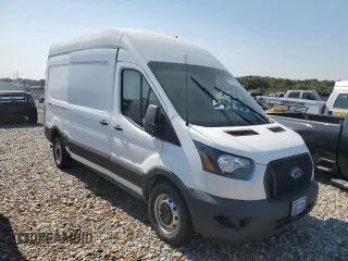 2021 Ford Transit Cargo with VIN 1FTBR1X84MKA38597, listed as a Copart auction lot 71813334 with 141,505 mi miles and Clean Title. Bid and sale history available at DreamBid. Image 4.