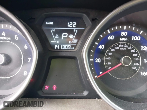 2015 Hyundai Elantra SE z VIN 5NPDH4AE1FH584383, wystawiony jako IAAI lot #42139657 z przebiegiem 141 309 mil mil oraz . Historia ofert i sprzedaży dostępna na DreamBid. Obrazek 7.