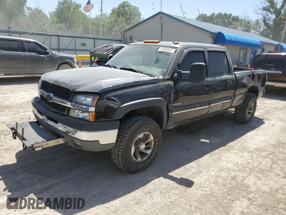 2003 Chevrolet Silverado 1500HD LS z VIN 1GCGC13U33F194292, wystawiony jako Copart lot #57865835 z przebiegiem 237 989 mil mil oraz Szkoda całkowita • Salvage title. Historia ofert i sprzedaży dostępna na DreamBid. Obrazek 1.