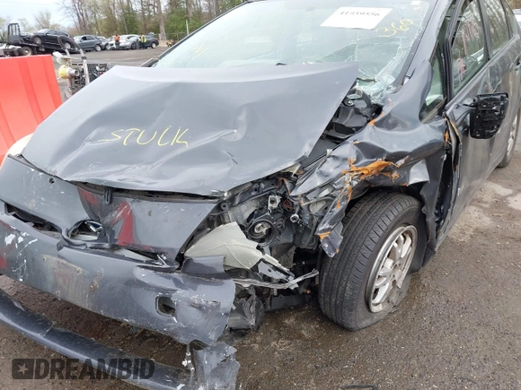 2010 Toyota Prius II with VIN JTDKN3DU7A0215286, listed as a IAAI auction lot 41959556 with Not Provided miles and . Bid and sale history available at DreamBid. Image 6.