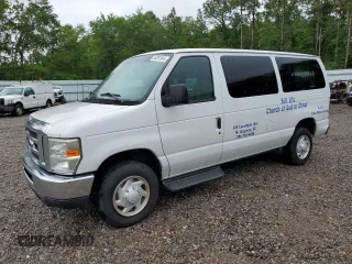 2009 Ford Econoline Passenger XL with VIN 1FBNE31L49DA74498, listed as a Copart auction lot 56381945 with 95,695 mi miles and Salvage title. Bid and sale history available at DreamBid. Image 1.
