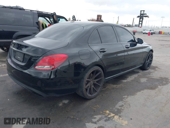2018 Mercedes-Benz C 300 with VIN 55SWF4JBXJU280642, listed as a IAAI auction lot 42117148 with 104,973 mi miles and . Bid and sale history available at carsss.com. Image 4.
