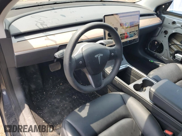 2023 Tesla Model 3 z VIN 5YJ3E1EA6PF579920, wystawiony jako Copart lot #60543565 z przebiegiem 55 574 mil mil oraz Czysty tytuł • Clean title. Historia ofert i sprzedaży dostępna na DreamBid. Obrazek 8.