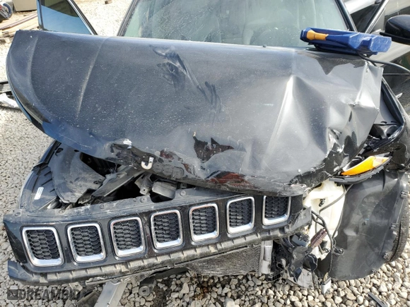 2019 Jeep Compass Latitude with VIN 3C4NJCBB7KT736765, listed as a Copart auction lot 88771625 with 91,240 mi miles and Salvage Title. Bid and sale history available at carsss.com. Image 14.