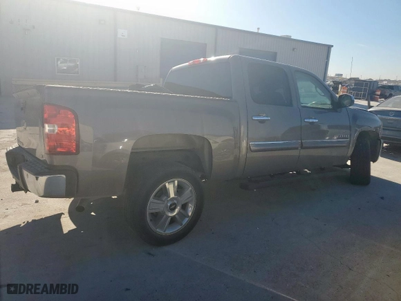 2012 Chevrolet Silverado 1500 LT with VIN 3GCPCSE08CG259734, listed as a Copart auction lot 49921085 with 105,852 mi miles and Salvage Title. Bid and sale history available at carsss.com. Image 3.