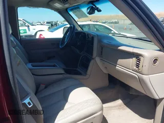 2004 Chevrolet Suburban LT with VIN 1GNFK16T24J272018, listed as a IAAI auction lot 41302541 with 139,881 mi miles and . Bid and sale history available at DreamBid. Image 5.