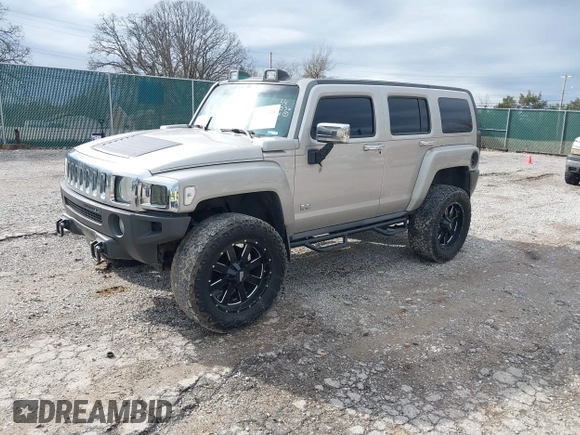 2007 Hummer H3 SUV with VIN 5GTDN13E078129036, listed as a IAAI auction lot 41507691 with 187,428 mi miles and . Bid and sale history available at DreamBid. Image 2.