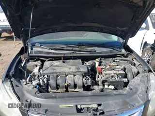 2014 Nissan Sentra SR with VIN 3N1AB7AP3EY318617, listed as a IAAI auction lot 42054000 with 139,688 mi miles and . Bid and sale history available at DreamBid. Image 10.