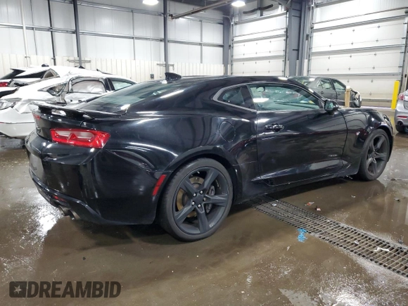 2017 Chevrolet Camaro 2SS z VIN 1G1FG1R72H0189573, wystawiony jako Copart lot #58092845 z przebiegiem 103 089 mil mil oraz Szkoda całkowita • Salvage title. Historia ofert i sprzedaży dostępna na DreamBid. Obrazek 3.