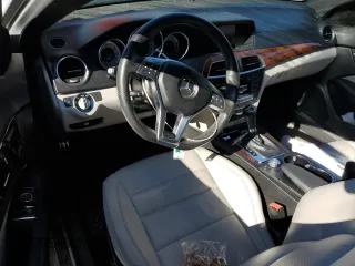 2013 Mercedes-Benz C 350 with VIN WDDGJ5HB9DG053765, listed as a Copart auction lot 80880434 with 93,323 mi miles and Salvage Title. Bid and sale history available at carsss.com. Image 8.