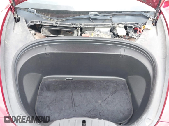 2019 Tesla Model 3 Mid Range z VIN 5YJ3E1EA7KF445040, wystawiony jako IAAI lot #41954956 z przebiegiem 68 004 mil mil oraz . Historia ofert i sprzedaży dostępna na DreamBid. Obrazek 10.