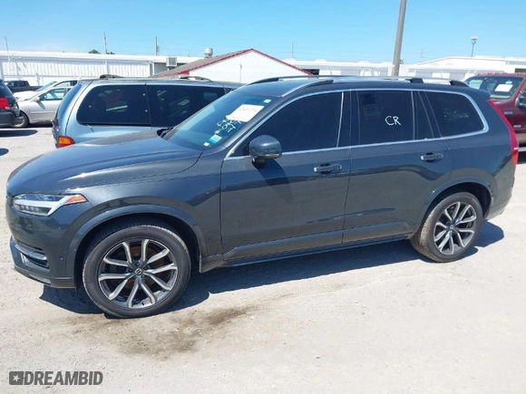 2016 Volvo XC90 T6 Momentum with VIN YV4A22PK4G1040956, listed as a IAAI auction lot 42027275 with 137,247 mi miles. Bid and sale history available at carsss.com. Image 13.