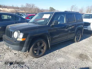 2014 Jeep Patriot Latitude with VIN 1C4NJPFAXED681859, listed as a IAAI auction lot 41271373 with 173,529 mi miles and . Bid and sale history available at DreamBid. Image 2.