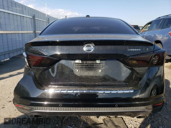 2022 Nissan Altima 2.5 SR with VIN 1N4BL4CV5NN380757, listed as a Copart auction lot 48215505 with 39,286 mi miles and Salvage Title. Bid and sale history available at carsss.com. Image 6.
