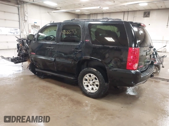 2007 GMC Yukon SLT with VIN 1GKFK13057R417047, listed as a IAAI auction lot 42061633 with 183,130 mi miles and . Bid and sale history available at DreamBid. Image 3.