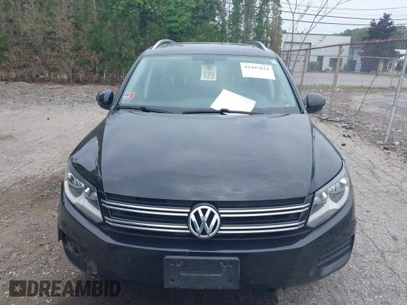 2017 Volkswagen Tiguan Wolfsburg Edition with VIN WVGSV7AX3HK037795, listed as a IAAI auction lot 42497812 with 86,211 mi miles and . Bid and sale history available at DreamBid. Image 12.