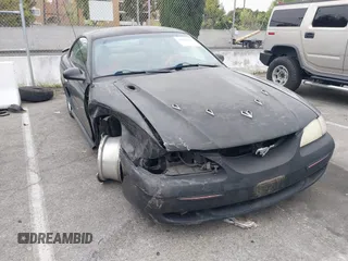 1994 Ford Mustang GT z VIN 1FALP42T0RF147393, wystawiony jako IAAI lot #42046032 z przebiegiem 184 504 mil mil oraz . Historia ofert i sprzedaży dostępna na DreamBid. Obrazek 1.