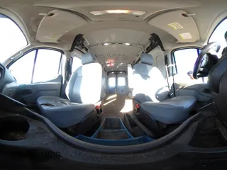 2018 Ford Transit Cargo with VIN 1FTBW3XG8JKA67561, listed as a IAAI auction lot 41997562 with 125,072 mi miles. Bid and sale history available at carsss.com. Image 21.
