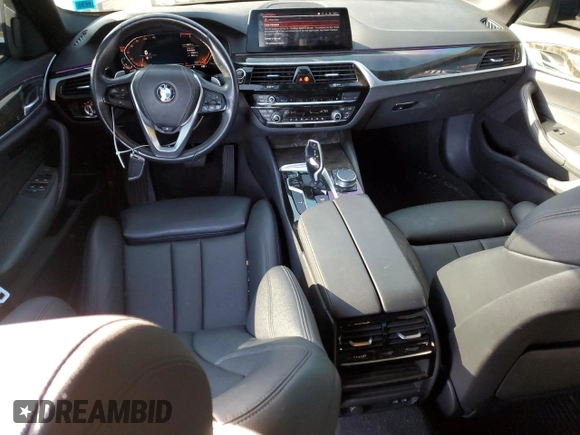 2020 BMW 5 Series 530i xDrive z VIN WBAJR7C01LCD80208, wystawiony jako Copart lot #48381955 z przebiegiem 39 677 mil mil oraz Szkoda całkowita • Salvage title. Historia ofert i sprzedaży dostępna na DreamBid. Obrazek 8.