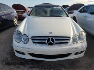 2007 Mercedes-Benz CLK 350 with VIN WDBTK56F17F220687, listed as a Copart auction lot 77984104 with 91,527 mi miles and Salvage Title. Bid and sale history available at DreamBid. Image 5.