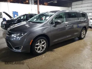2019 Chrysler Pacifica Touring Plus with VIN 2C4RC1FGXKR508669, listed as a Copart auction lot 62422945 with 81,943 mi miles and Salvage title. Bid and sale history available at DreamBid. Image 1.