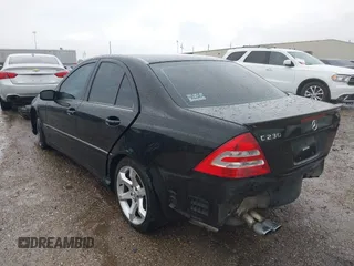 2007 Mercedes-Benz C 230 Sport with VIN WDBRF52H47E023492, listed as a IAAI auction lot 41561085 with 154,707 mi miles and . Bid and sale history available at DreamBid. Image 3.