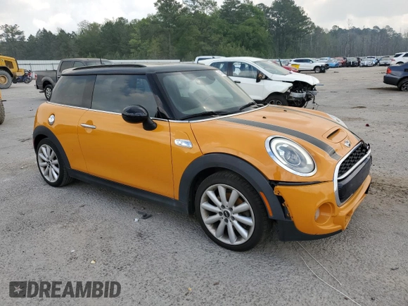 2015 MINI Hardtop S z VIN WMWXP7C53F2A58580, wystawiony jako Copart lot #51455845 z przebiegiem 116 277 mil mil oraz Szkoda całkowita • Salvage title. Historia ofert i sprzedaży dostępna na DreamBid. Obrazek 4.