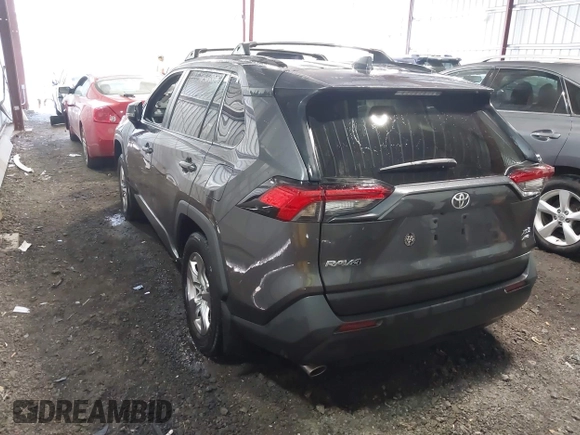 2023 Toyota RAV4 XLE with VIN 2T3P1RFV4PC340763, listed as a IAAI auction lot 41921939 with 41,406 mi miles. Bid and sale history available at carsss.com. Image 3.