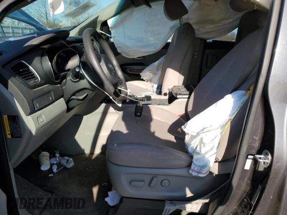 2016 Kia Sedona LX with VIN KNDMB5C13G6197234, listed as a Copart auction lot 49785995 with 87,207 mi miles and Salvage Title. Bid and sale history available at carsss.com. Image 7.