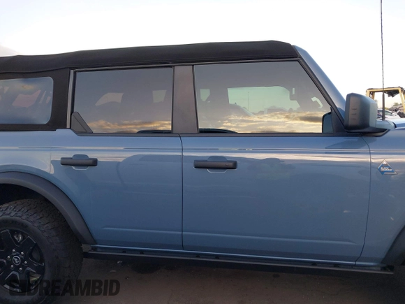 2024 Ford Bronco Black Diamond with VIN 1FMDE1BH2RLA96393, listed as a IAAI auction lot 42071431 with 213 mi miles and . Bid and sale history available at DreamBid. Image 14.