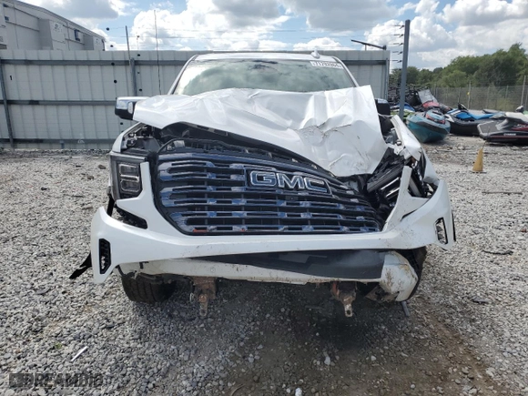 2023 GMC Sierra 1500 Denali Ultimate with VIN 1GTUUHEL2PZ255892, listed as a Copart auction lot 71792964 with 23,494 mi miles and Salvage Title. Bid and sale history available at carsss.com. Image 5.