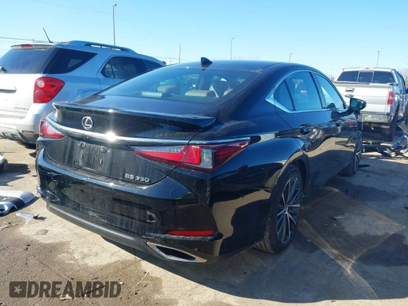 2024 Lexus ES with VIN 58ADZ1B11RU176584, listed as a IAAI auction lot 41750072 with 7,134 mi miles. Bid and sale history available at carsss.com. Image 4.