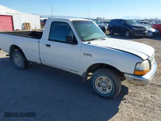 1998 Ford Ranger XL with VIN 1FTYR10U8WUB16744, listed as a IAAI auction lot 41665843 with 199,105 mi miles. Bid and sale history available at carsss.com. Image 1.