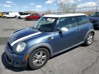 2011 MINI Hardtop with VIN WMWSU3C51BT095382, listed as a Copart auction lot 51348605 with 101,855 mi miles and Salvage Title. Bid and sale history available at DreamBid. Image 1.