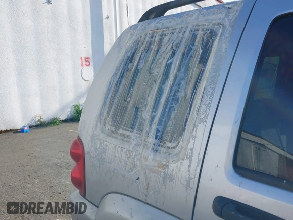2003 Jeep Liberty Limited z VIN 1J8GL58K73W694818, wystawiony jako IAAI lot #42032227 z przebiegiem 217 446 mil mil oraz . Historia ofert i sprzedaży dostępna na DreamBid. Obrazek 6.