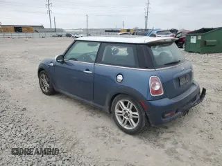 2011 MINI Hardtop S with VIN WMWSV3C55BTY10340, listed as a Copart auction lot 88598945 with Not Provided miles and Salvage Title. Bid and sale history available at DreamBid. Image 2.