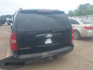 2007 Chevrolet Tahoe LT z VIN 1GNFK13097R132998, wystawiony jako IAAI lot #42257393 z przebiegiem 288 126 mil mil oraz . Historia ofert i sprzedaży dostępna na DreamBid. Obrazek 15.
