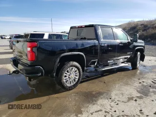 2022 Chevrolet Silverado 3500HD High Country with VIN 2GC4YVEY5N1226357, listed as a Copart auction lot 41872035 with 10,950 mi miles and Clean Title. Bid and sale history available at carsss.com. Image 3.