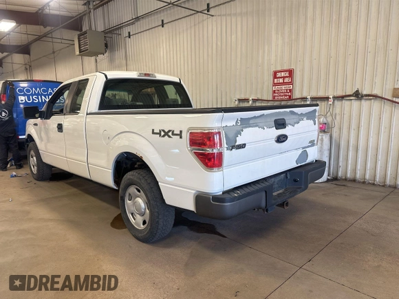 2009 Ford F-150 XL with VIN 1FTPX14V99KB06728, listed as a IAAI auction lot 42631361 with 132,283 mi miles and . Bid and sale history available at DreamBid. Image 2.